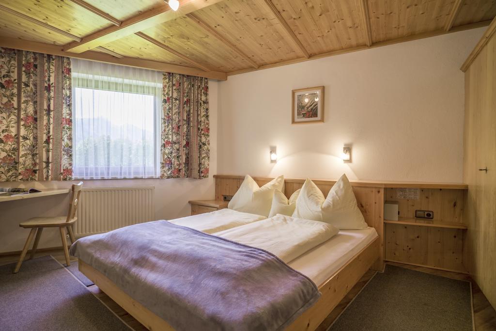 Anja'S Schoenblick - Bed & Breakfast 겔로스 외부 사진